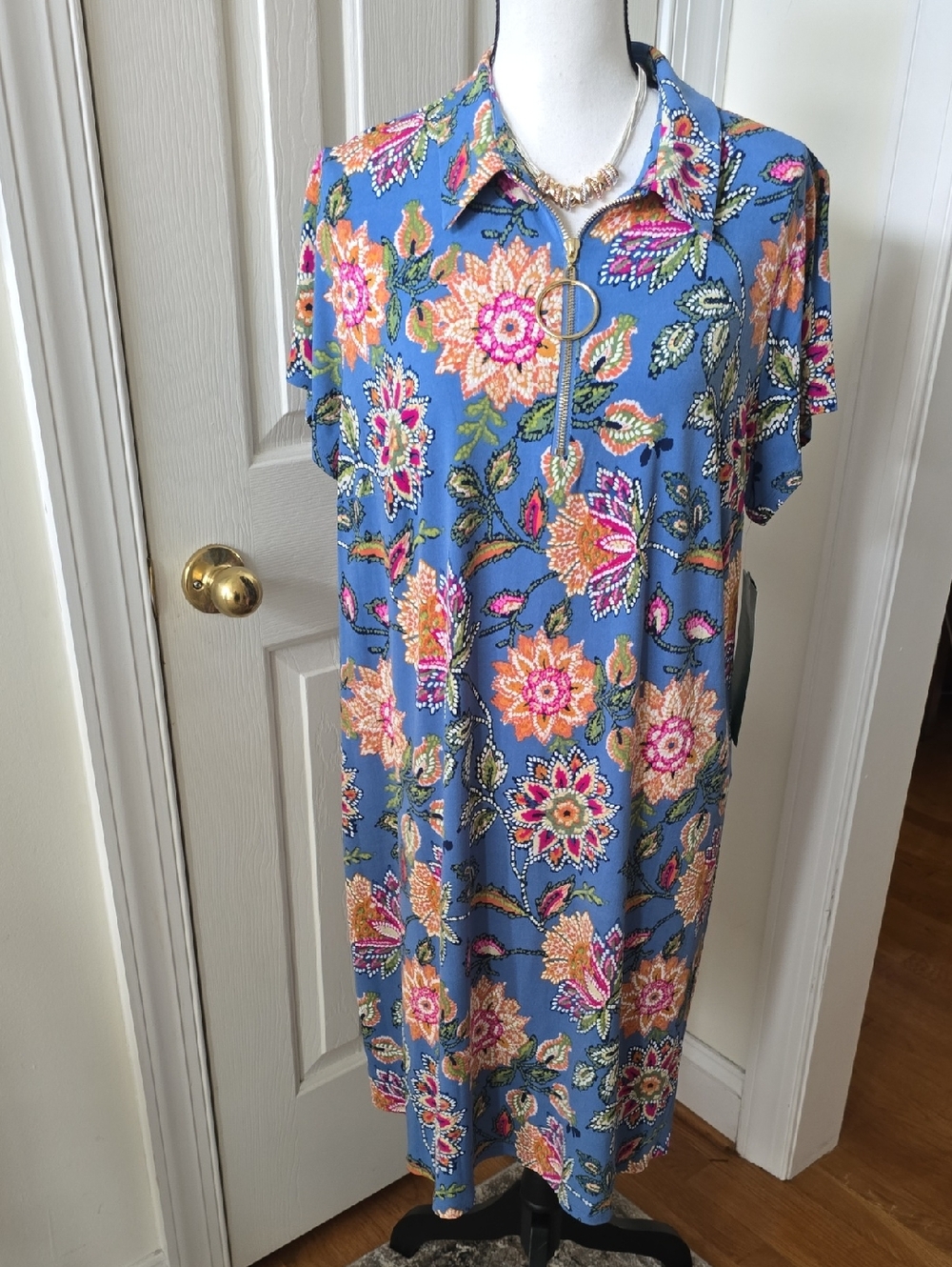MSK BRAND WOMEN'S PLUS SIZE BLUE AND PINK FLORAL PULLOVER SUMMER DRESS SIZE 1X